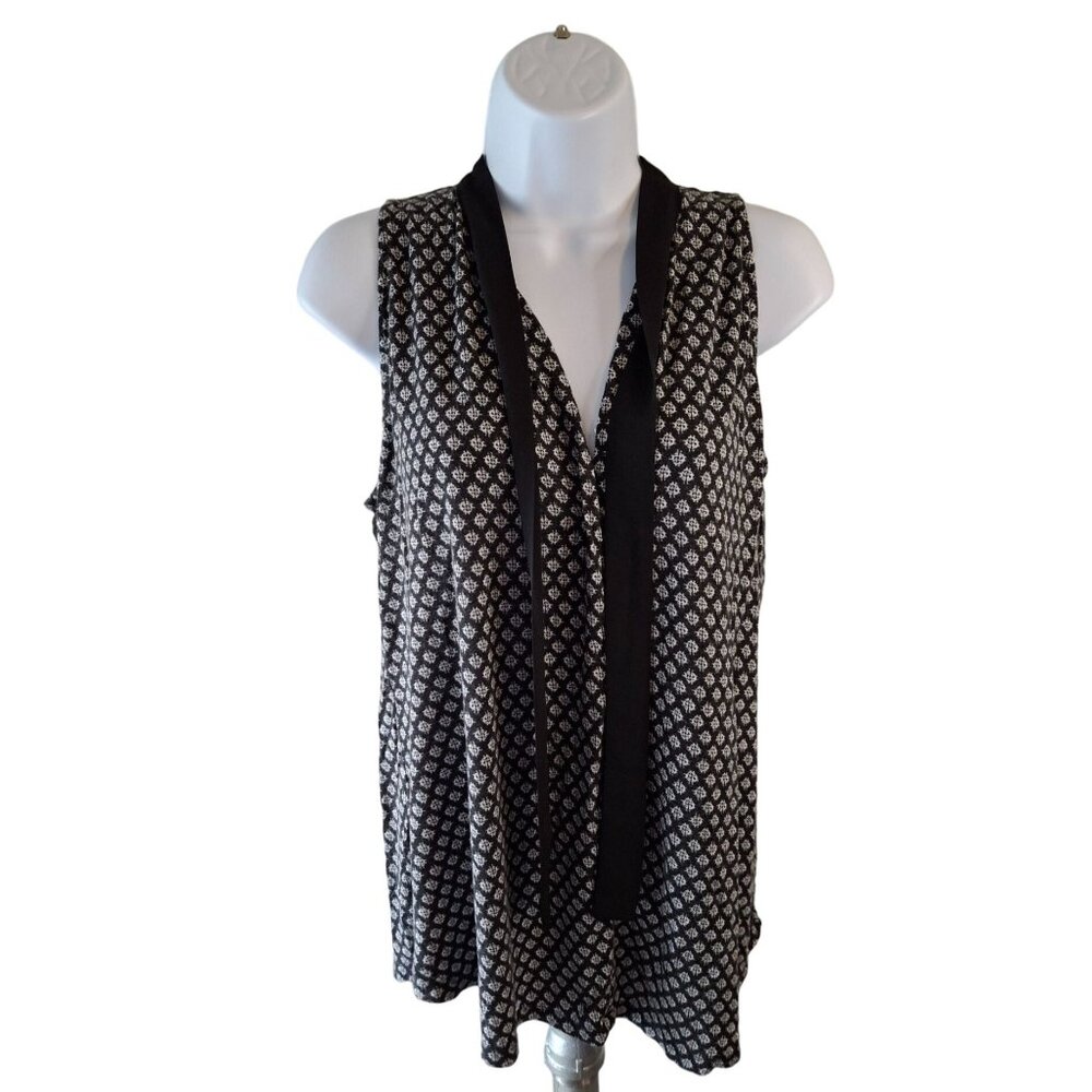 Maurices Sleevless Blouse  L Black White Geometric Tie Neck Corpcore Whimsy Goth